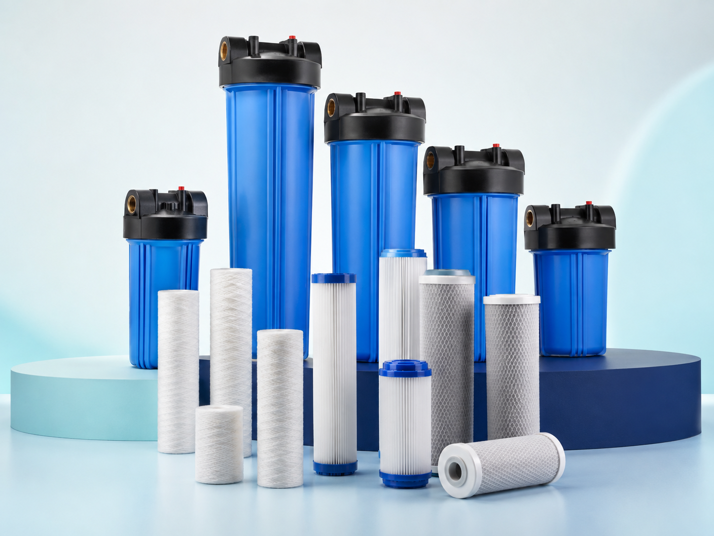 Portafiltros y cartuchos de diferentes tamaños para filtración de agua